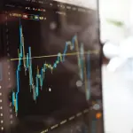 Come investire nei mercati finanziari in scenari fortemente volatili